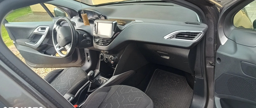 Peugeot 2008 cena 39000 przebieg: 114900, rok produkcji 2017 z Skwierzyna małe 106